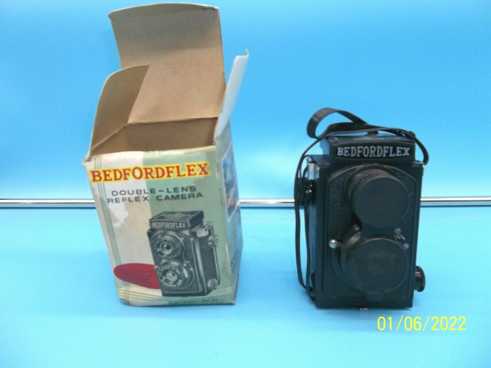 Rare Bedford Flex Twin Lens Camera  (es-48)